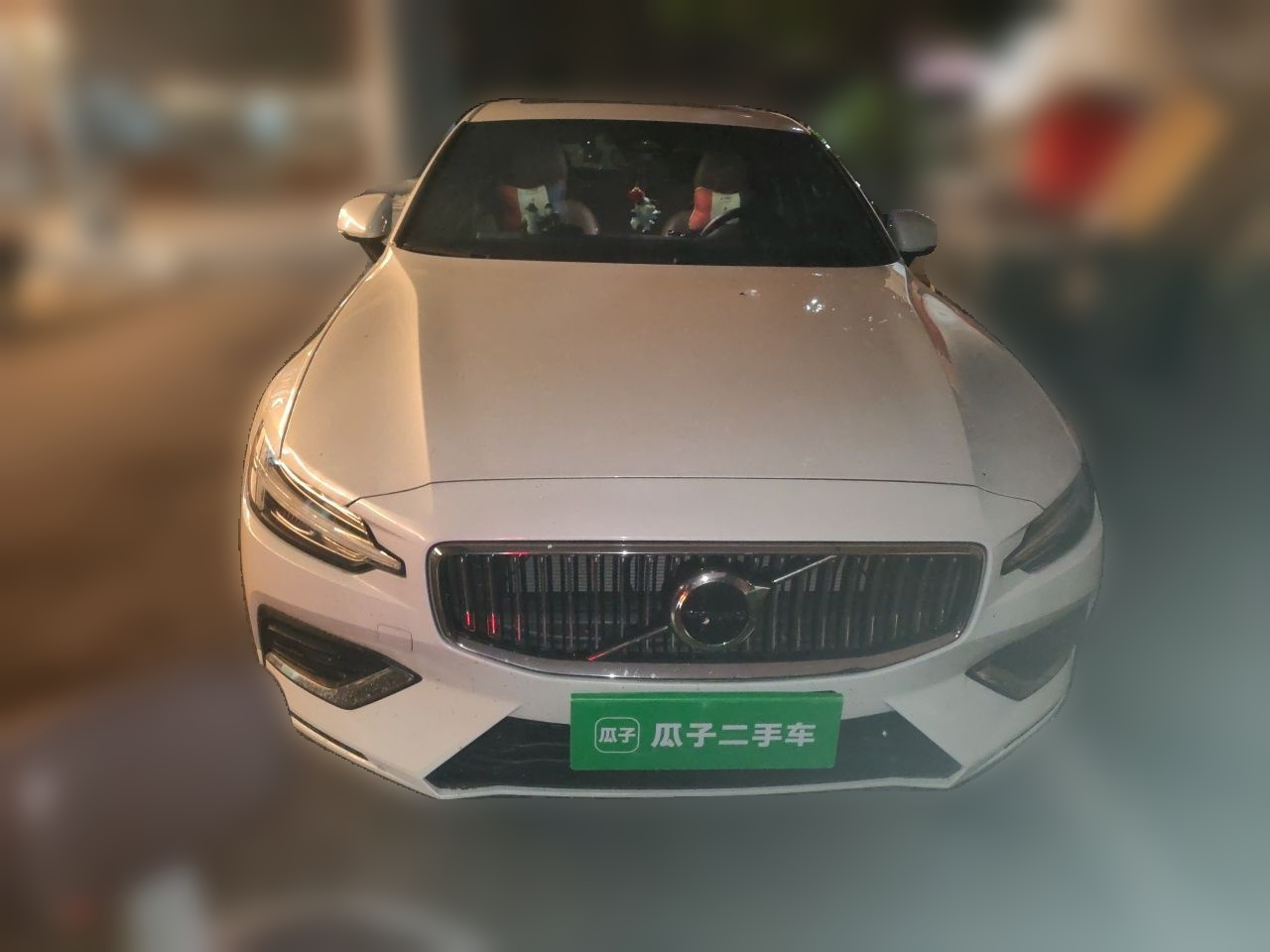 S60 2024 B4 Luxury photo 2