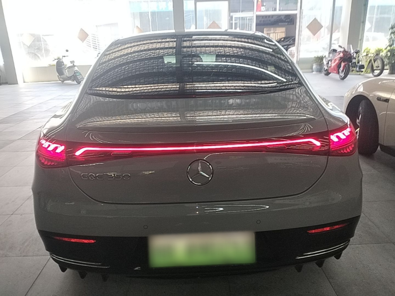 EQE 2022 350 Luxury photo 5