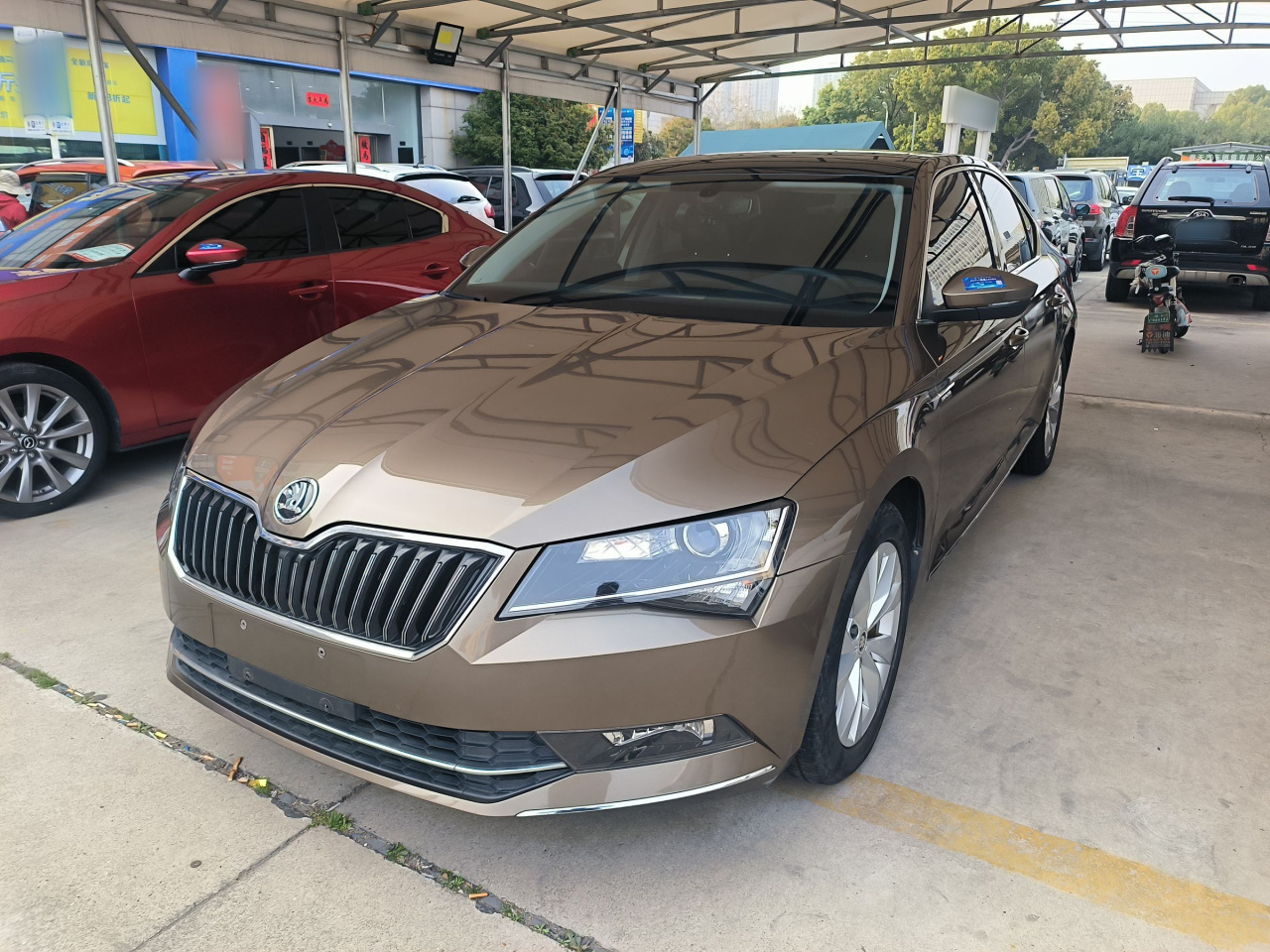 Superb 2016 TSI330 DSG