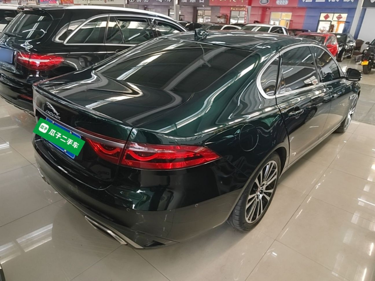 XFL 2024 2.0T P250 RWD Exclusive Luxury photo 4