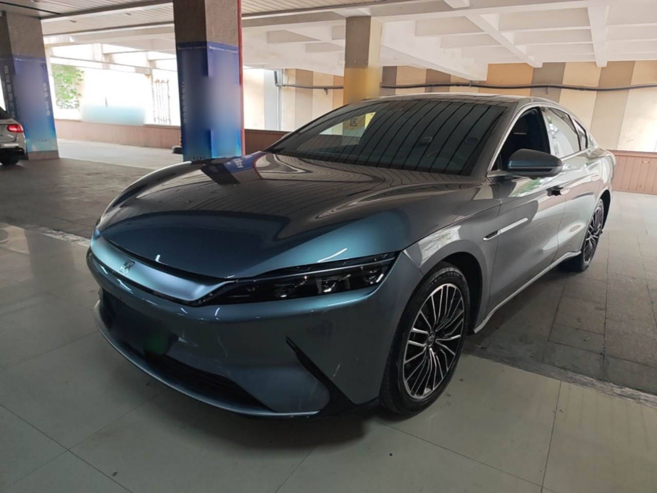 Han 2021 EV Standard Range Luxury