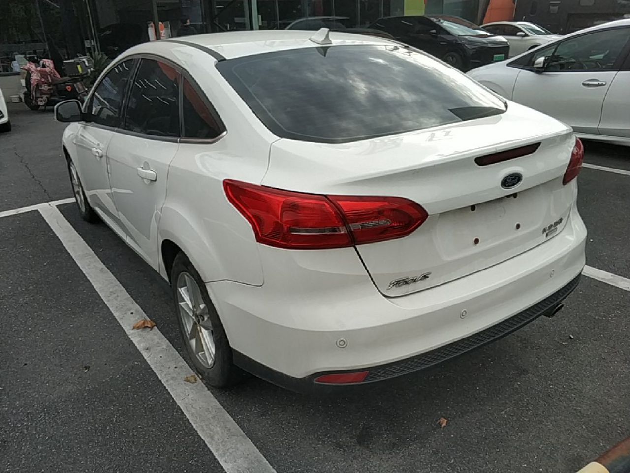 Focus 2017 Sedan EcoBoost 180 AT Elite photo 4