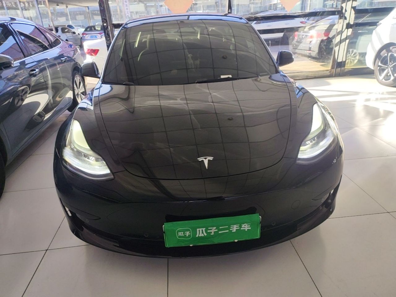 Model 3 2022 RWD photo 2