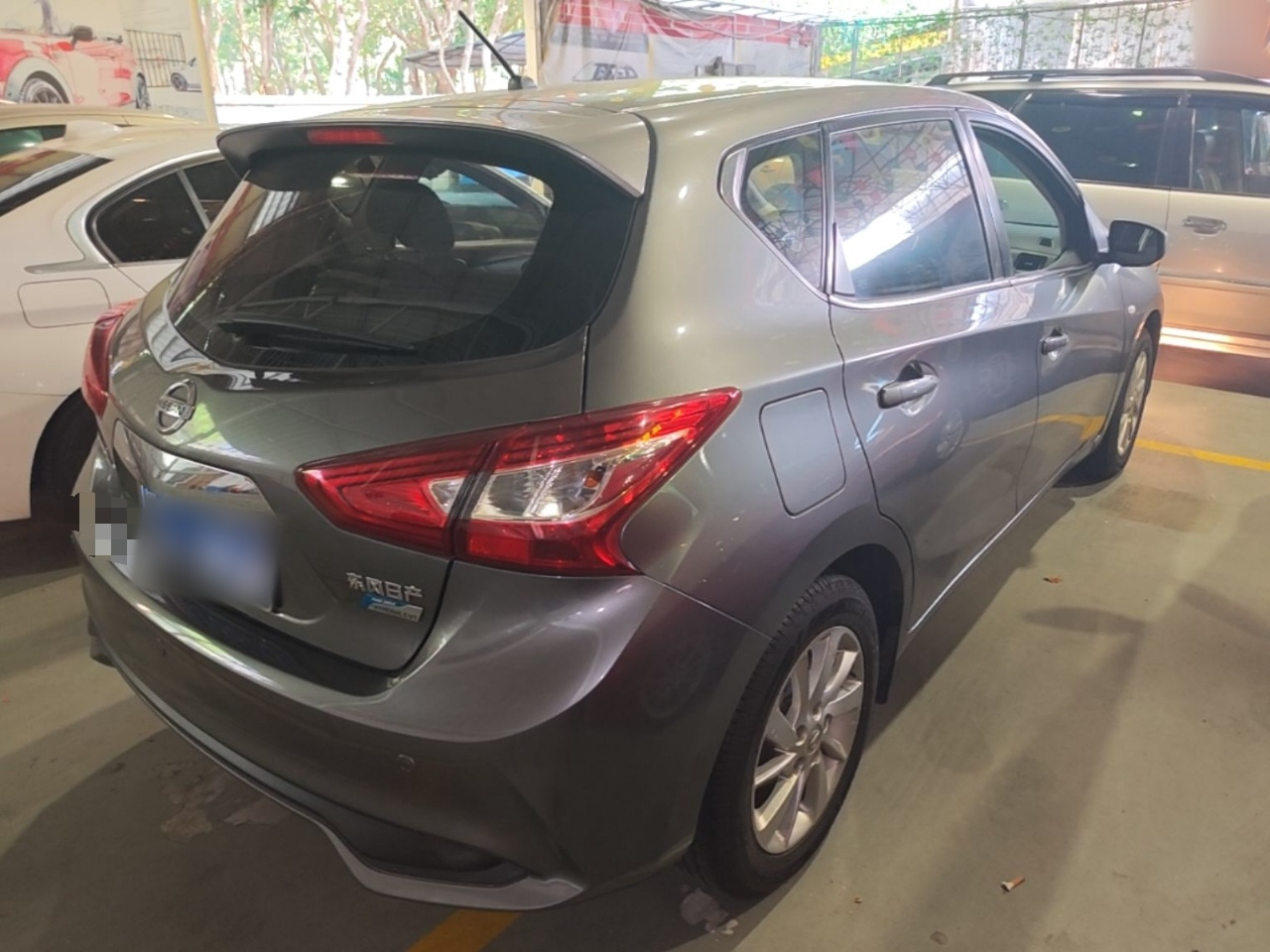 Tiida 2016 1.6L CVT photo 4