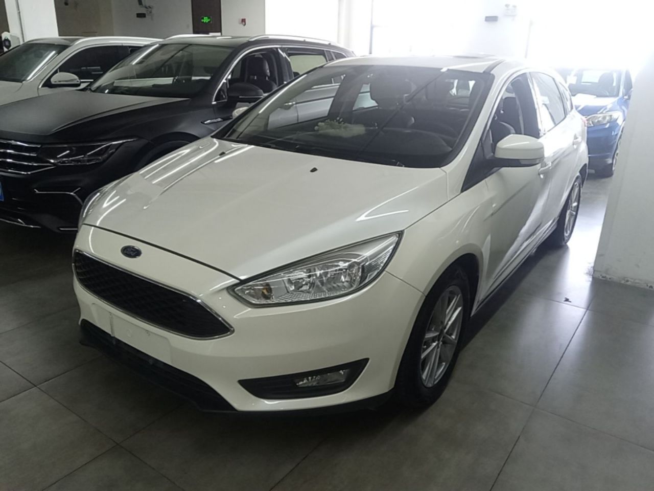 Focus 2018 Hatchback Classic 1.6L AT Fashion