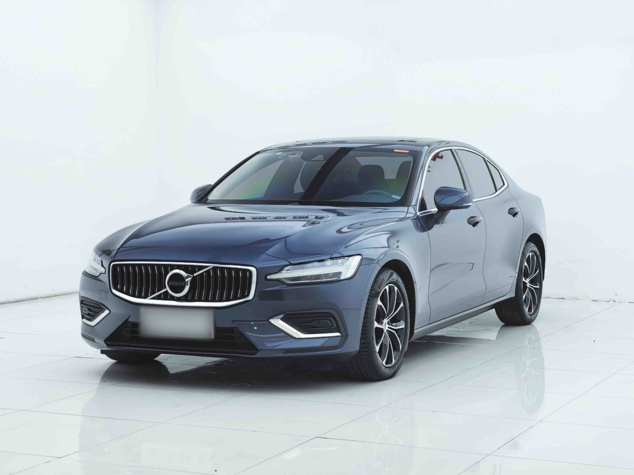 S60 2022 B4 Luxury