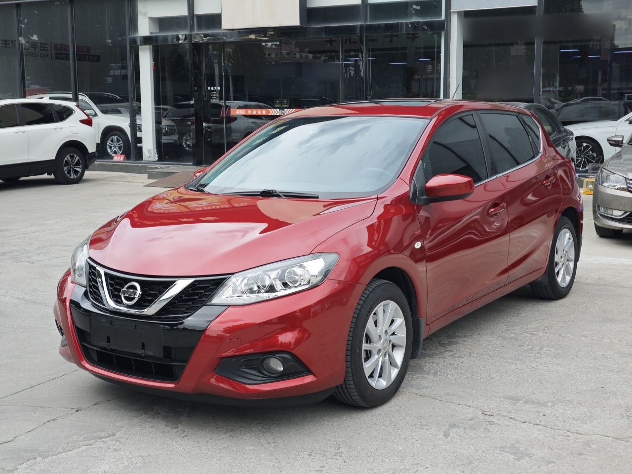 Tiida 2020 1.6L CVT photo 2