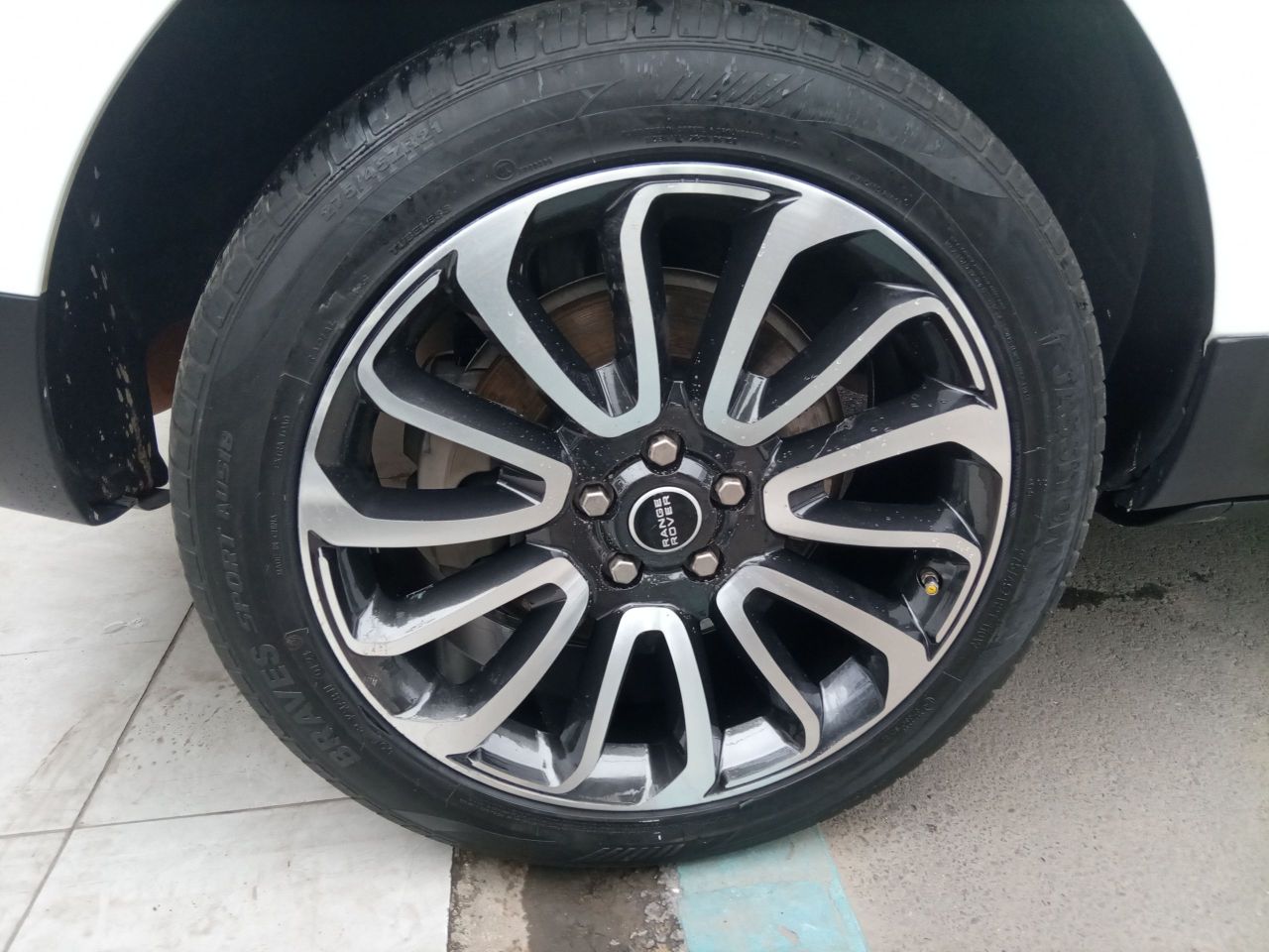 Range Rover Sport 2021 3.0 L6 SE photo 3