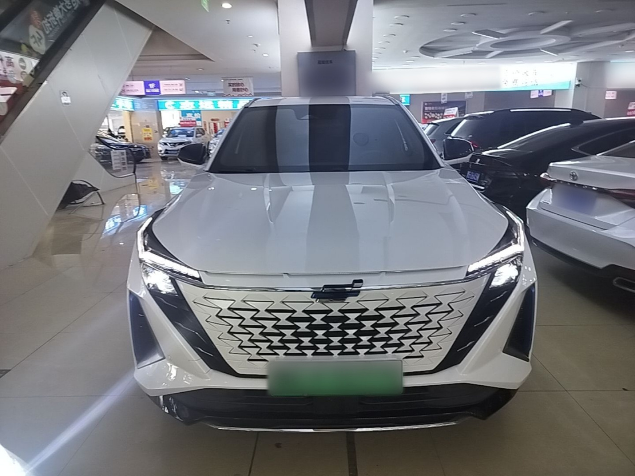Oshan Z6 EV 2023 iDD 150KM Flagship PLUS photo 2