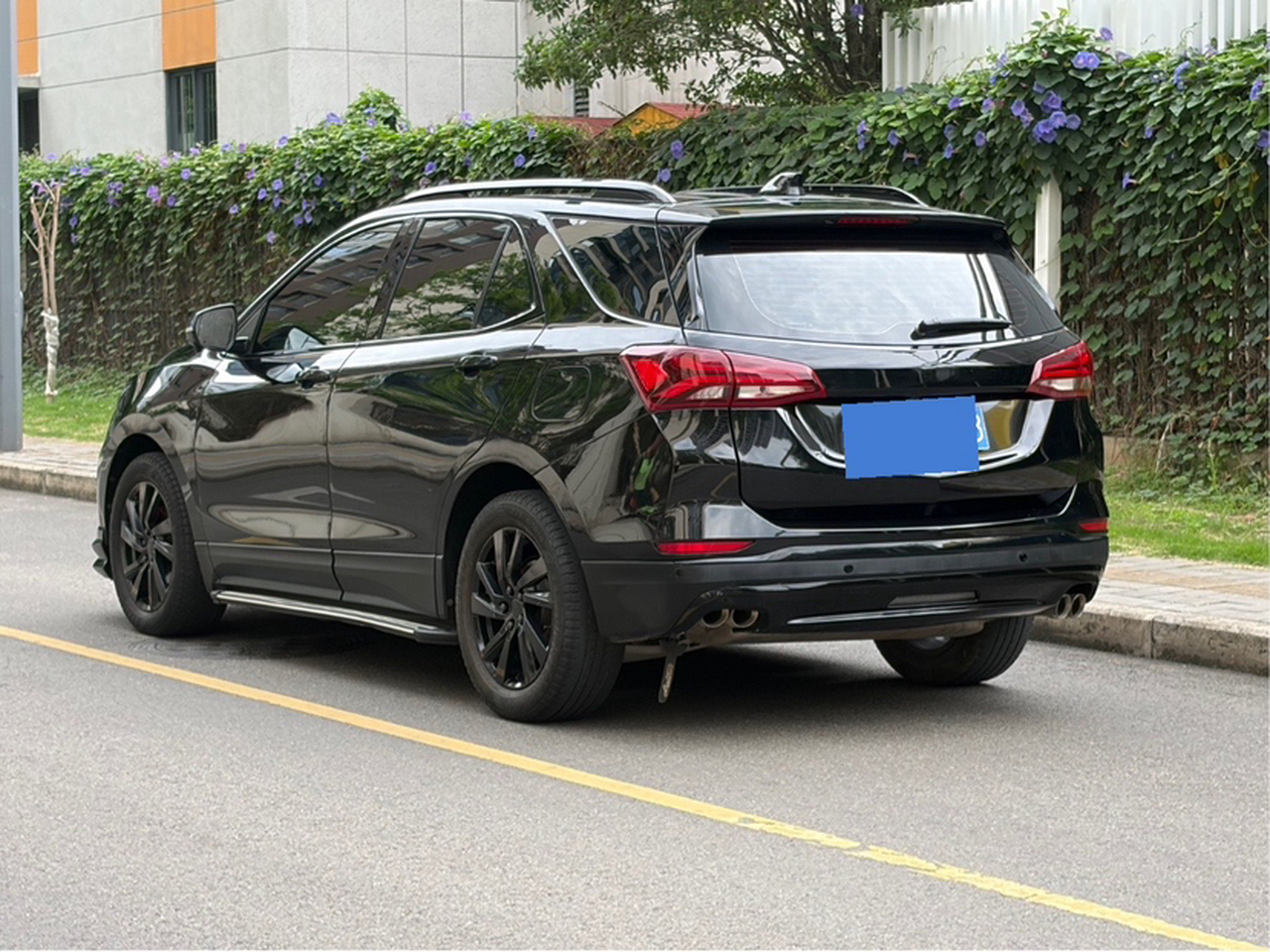 2022 Mild Hybrid 550T RS Smart photo 3