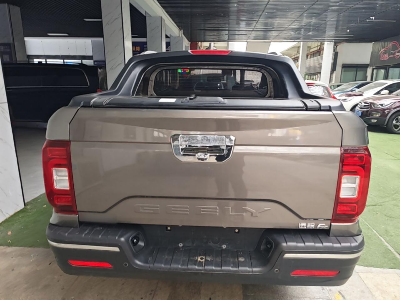 FX 2021 1.8T Connected 5-Seater photo 5