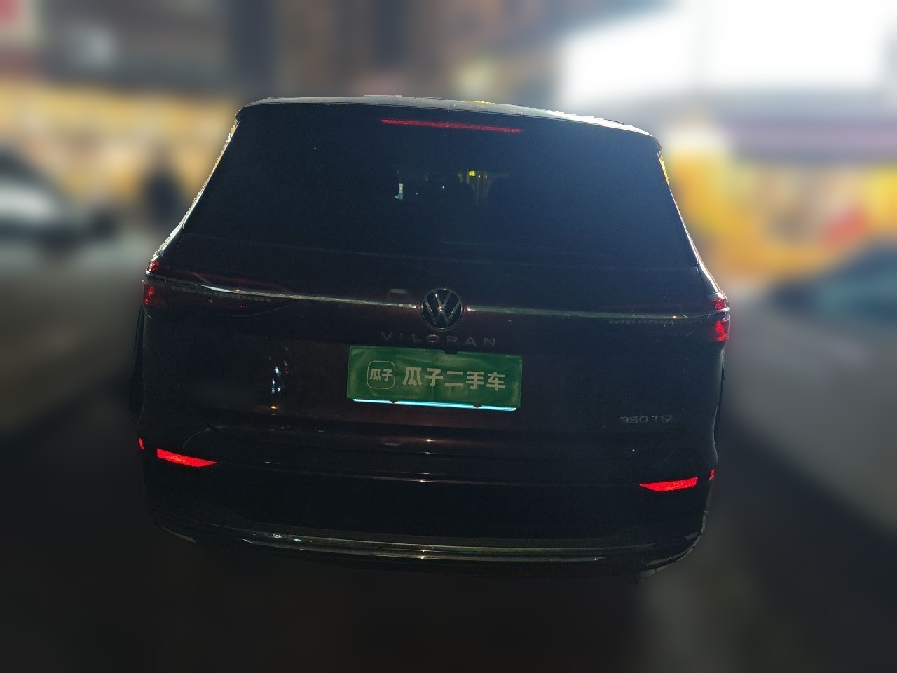 Viloran 2022 380TSI Premium photo 5