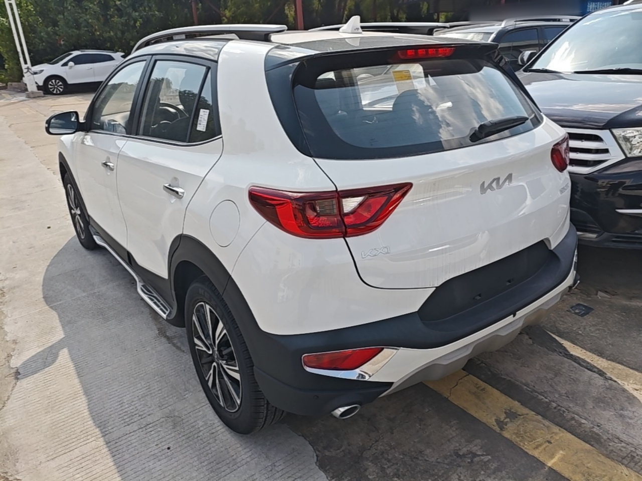 Stonic 2021 1.4L CVT photo 4