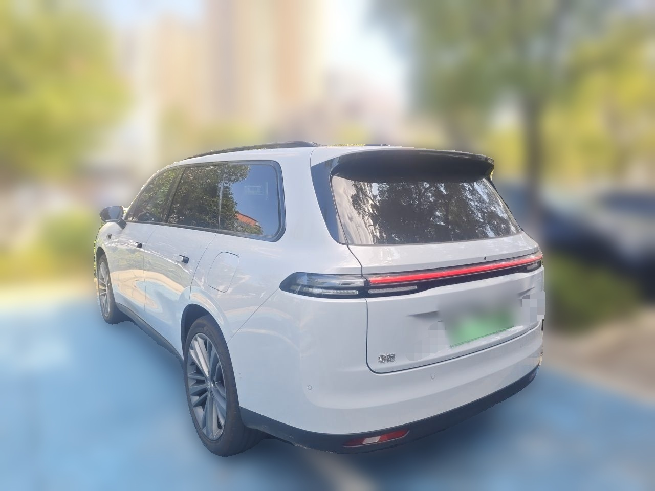 Leapmotor C16 2026 EREV 280 LiDAR Smart Premium 6-Seater photo 4