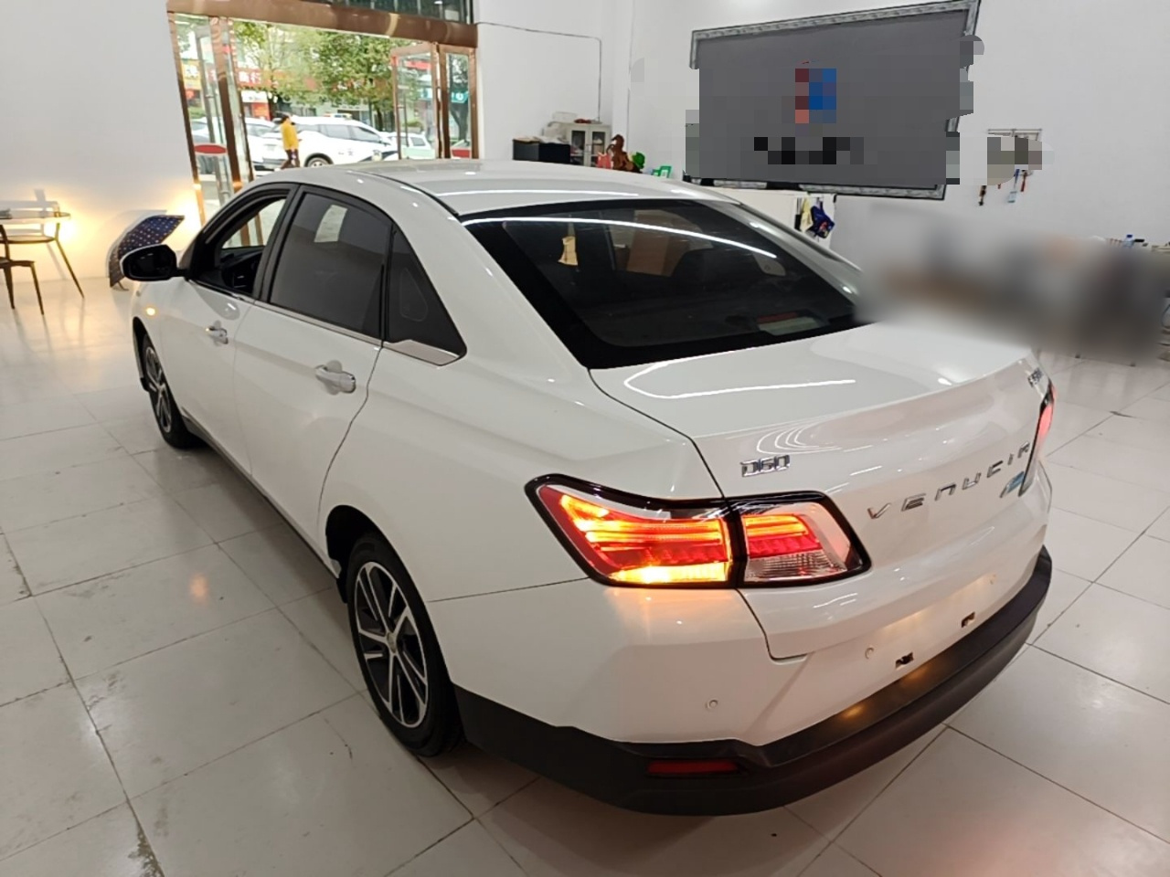 D60 2020 1.6L XE CVT photo 4