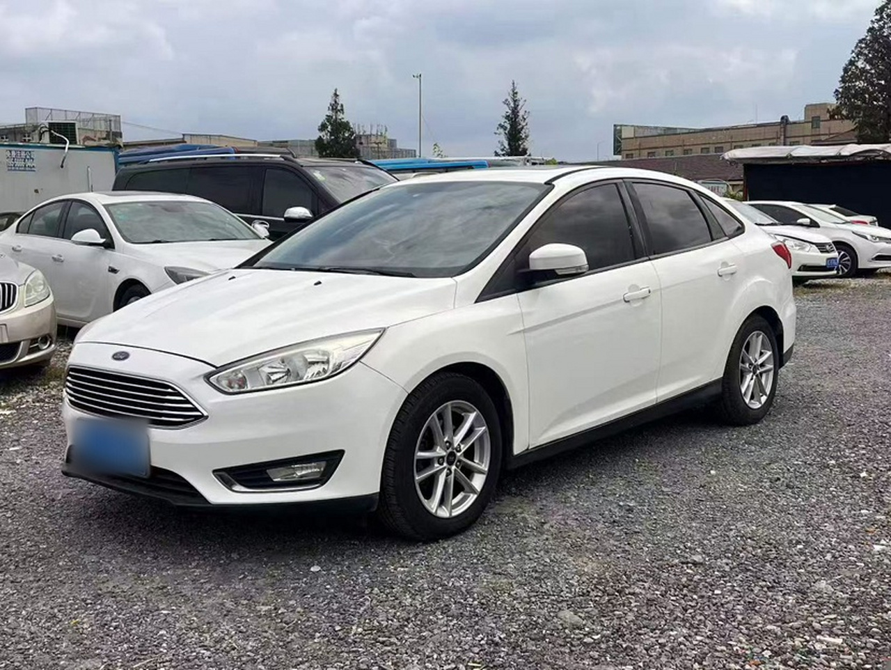 Focus 2015 Sedan 1.6L AT