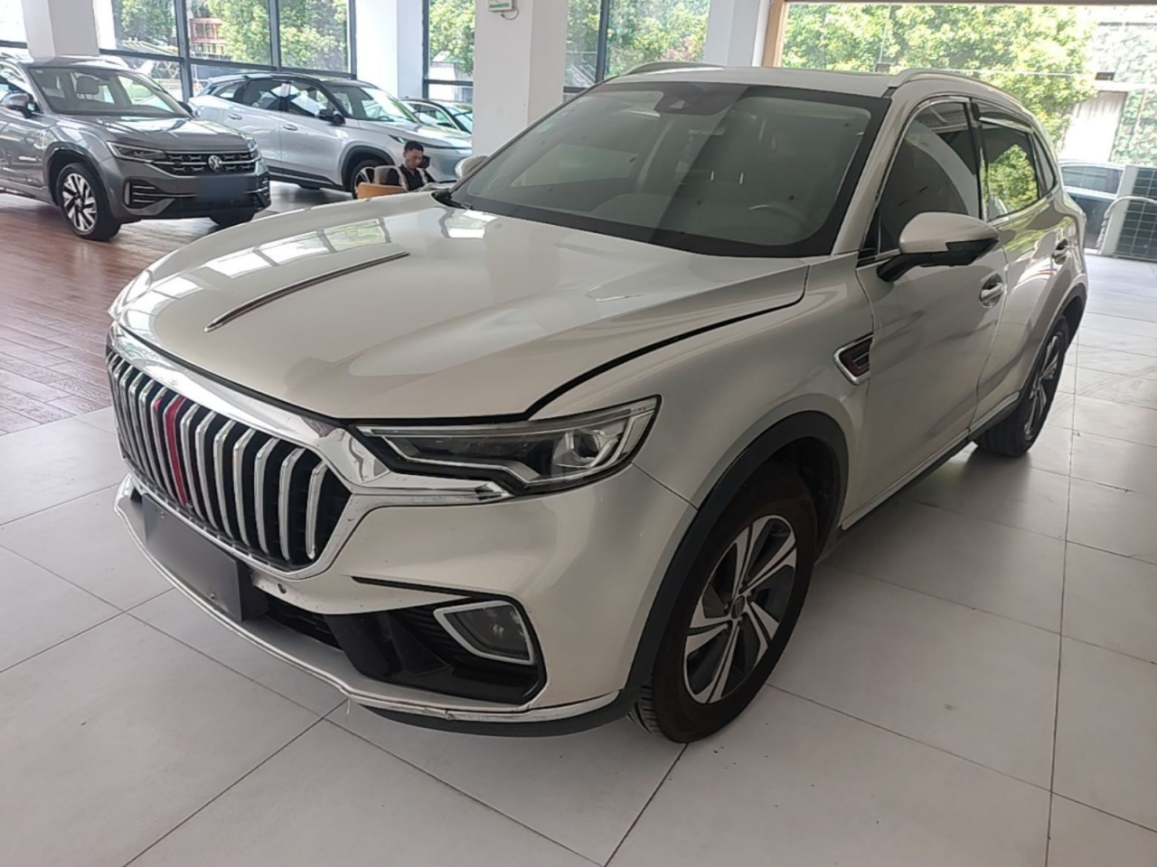 HS5 2019 2.0T Connected