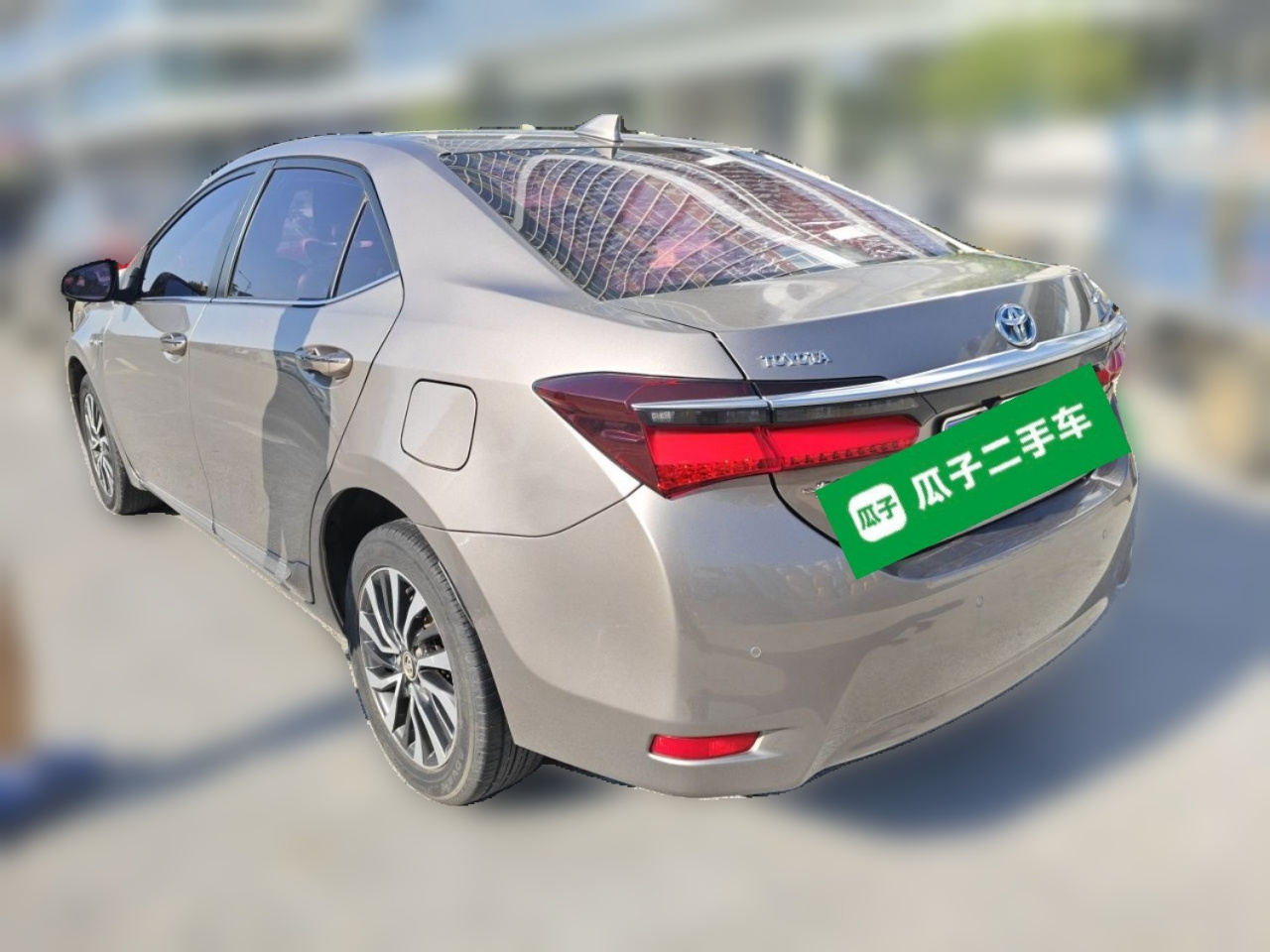 Corolla 2017 Facelift Hybrid 1.8L E-CVT Elite photo 4