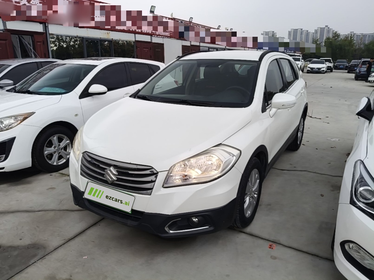 2015 1.6L CVT RWD Progressive