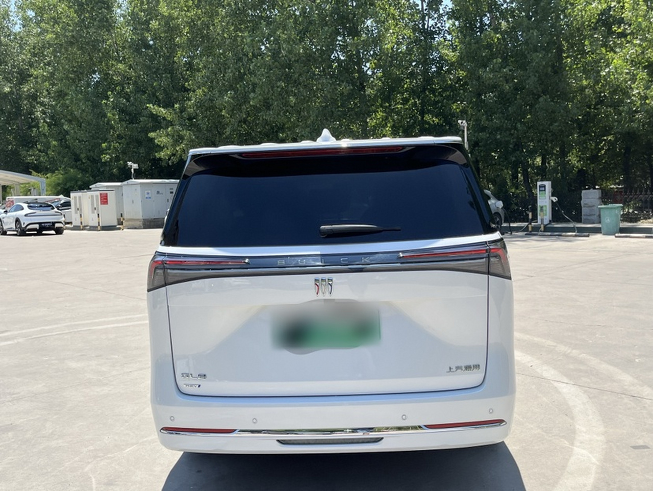 GL8 EV 2025 Smart photo 4
