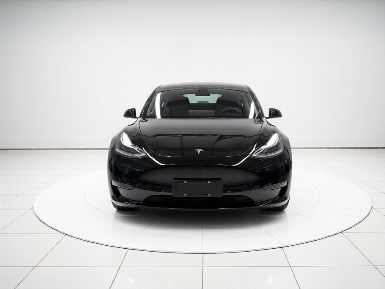 Model Y 2021 Standard Range RWD photo 2