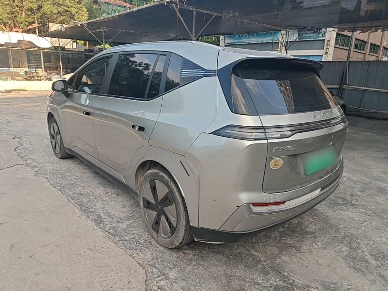 AION Y 2023 Plus 610 photo 4