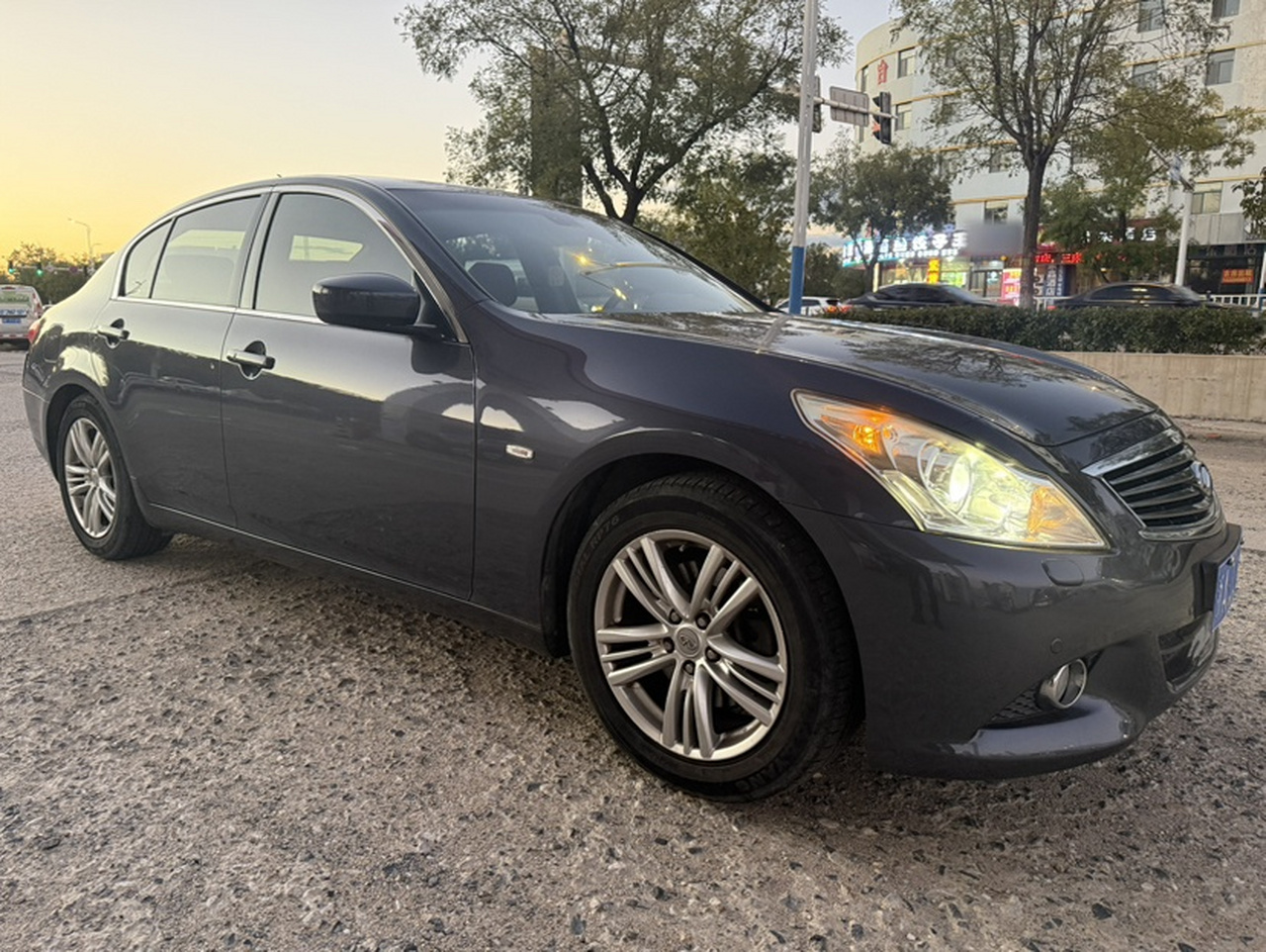 G Series 2013 G25 Sedan Luxury Sport photo 3