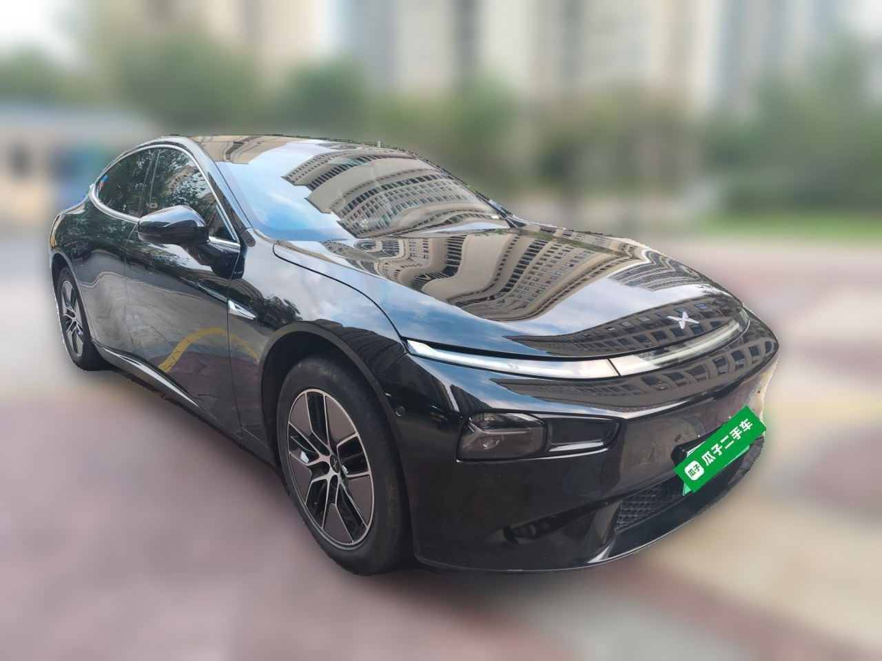 P7 2023 P7i 702 Pro photo 3
