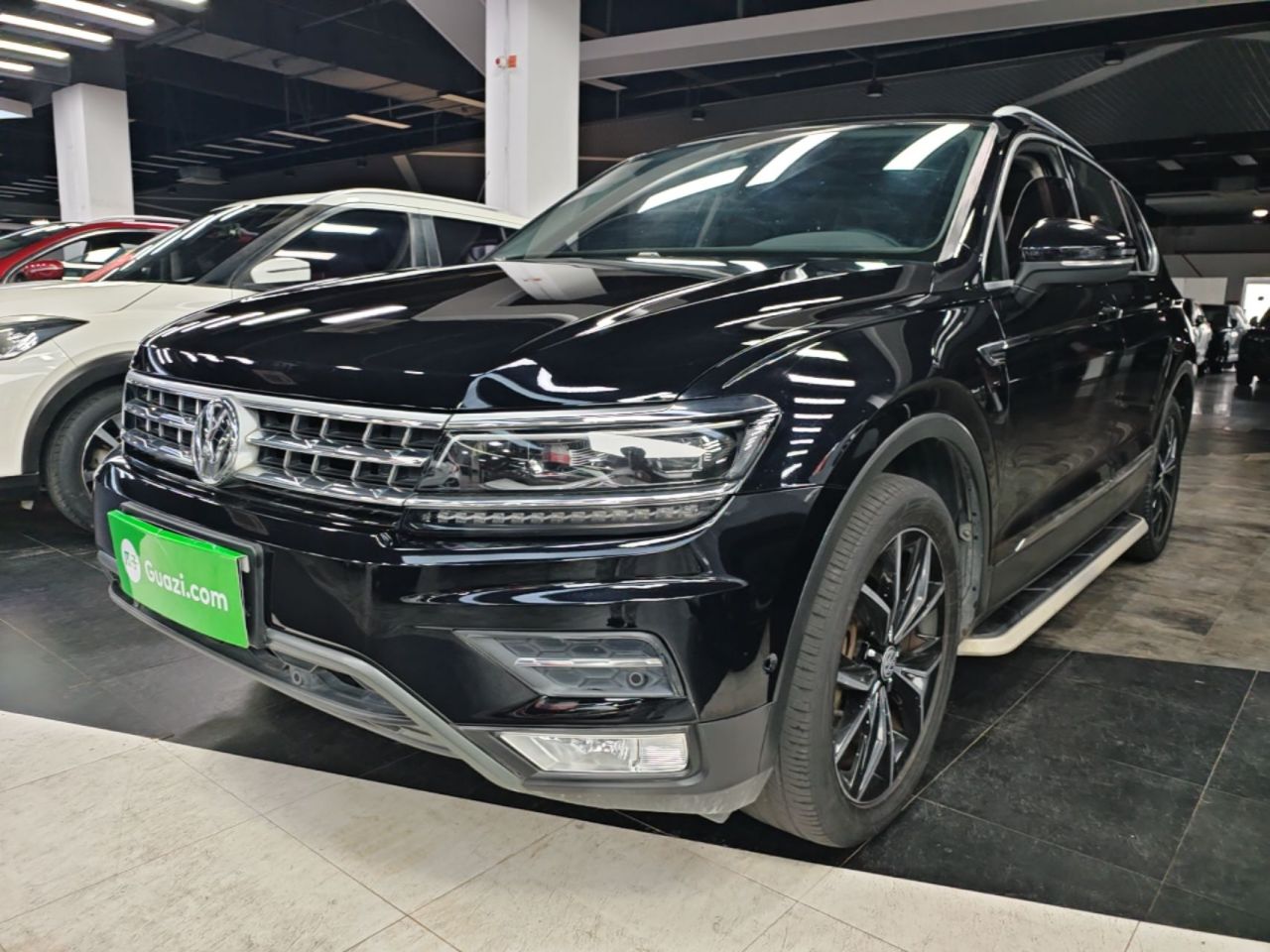 Tiguan L 2018 330TSI AT RWD Flagship