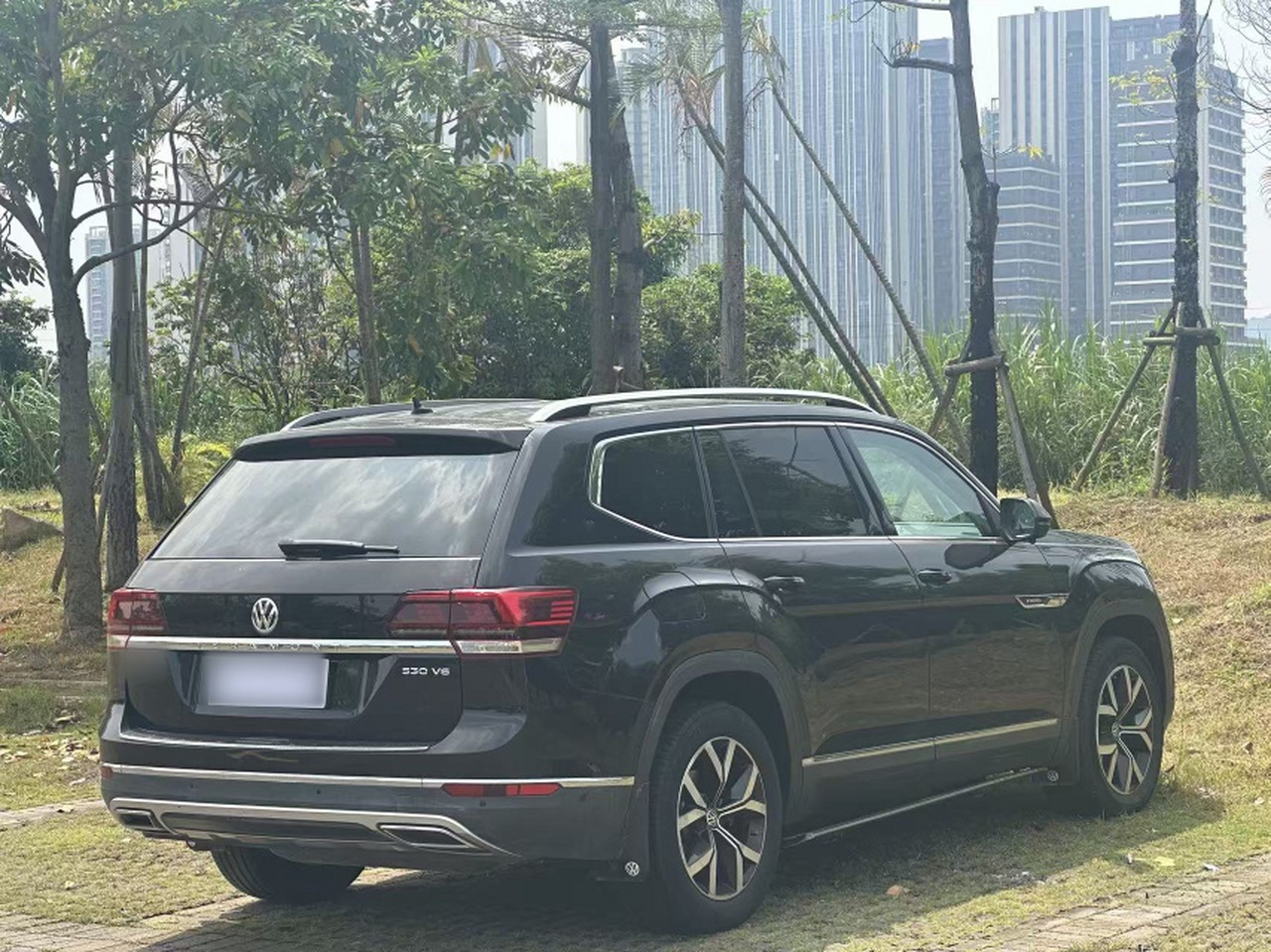 Teramont 2020 Facelift 530 V6 AWD Luxury photo 4
