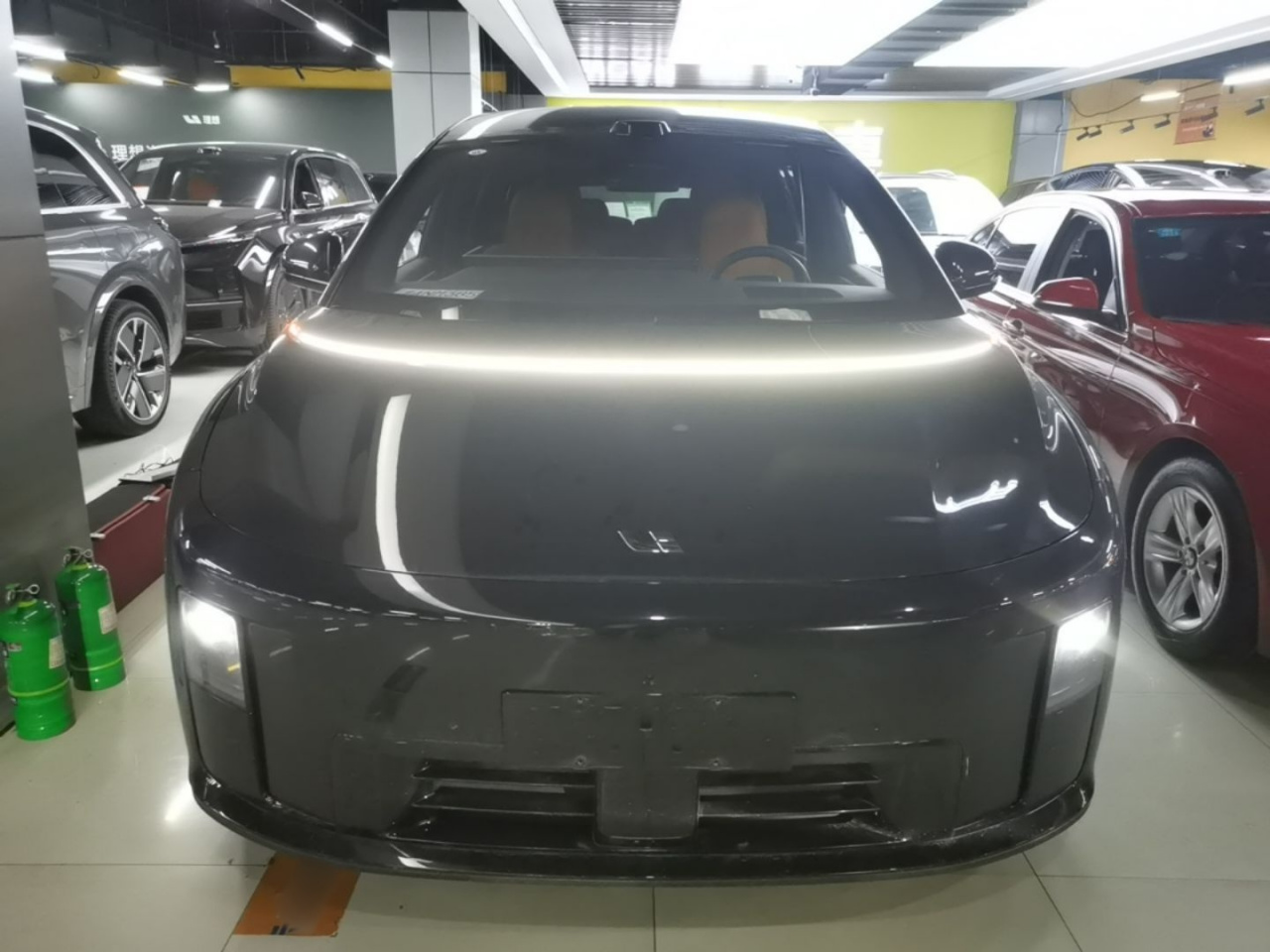 Li Auto i8 2025 Standard photo 2
