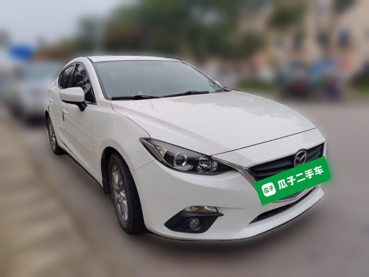 3 Axela 2016 Sedan 1.5L AT Luxury photo 3