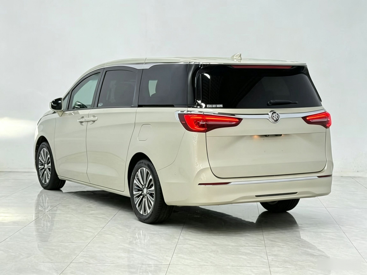 GL8 2021 ES 653T Luxury photo 4