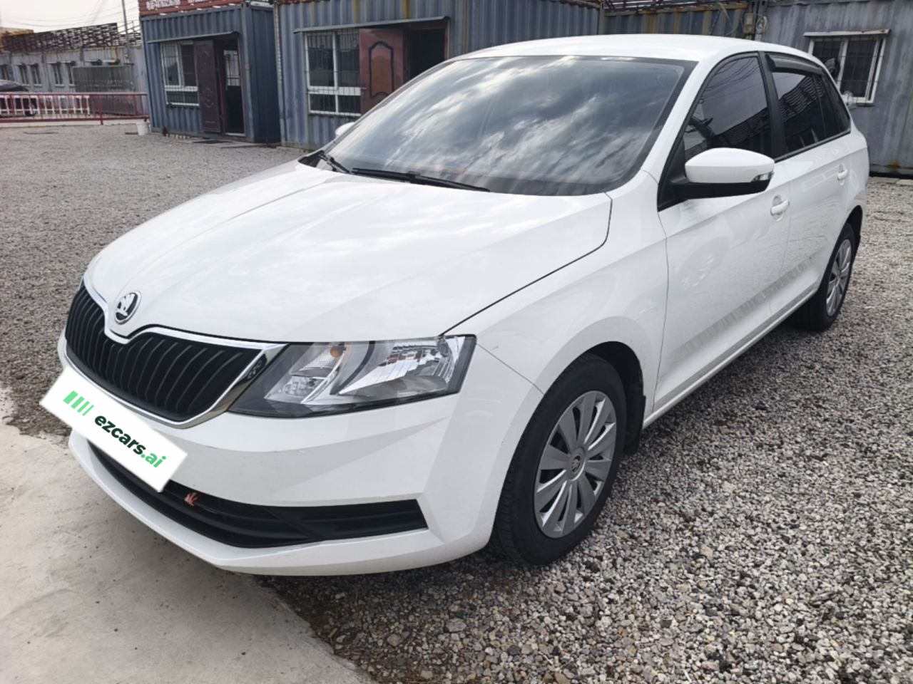 Rapid Spaceback 2018 1.6L AT Standard