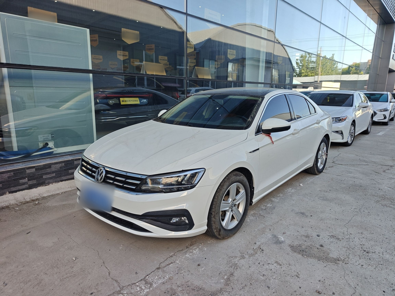 Lamando 2019 230TSI DSG China V