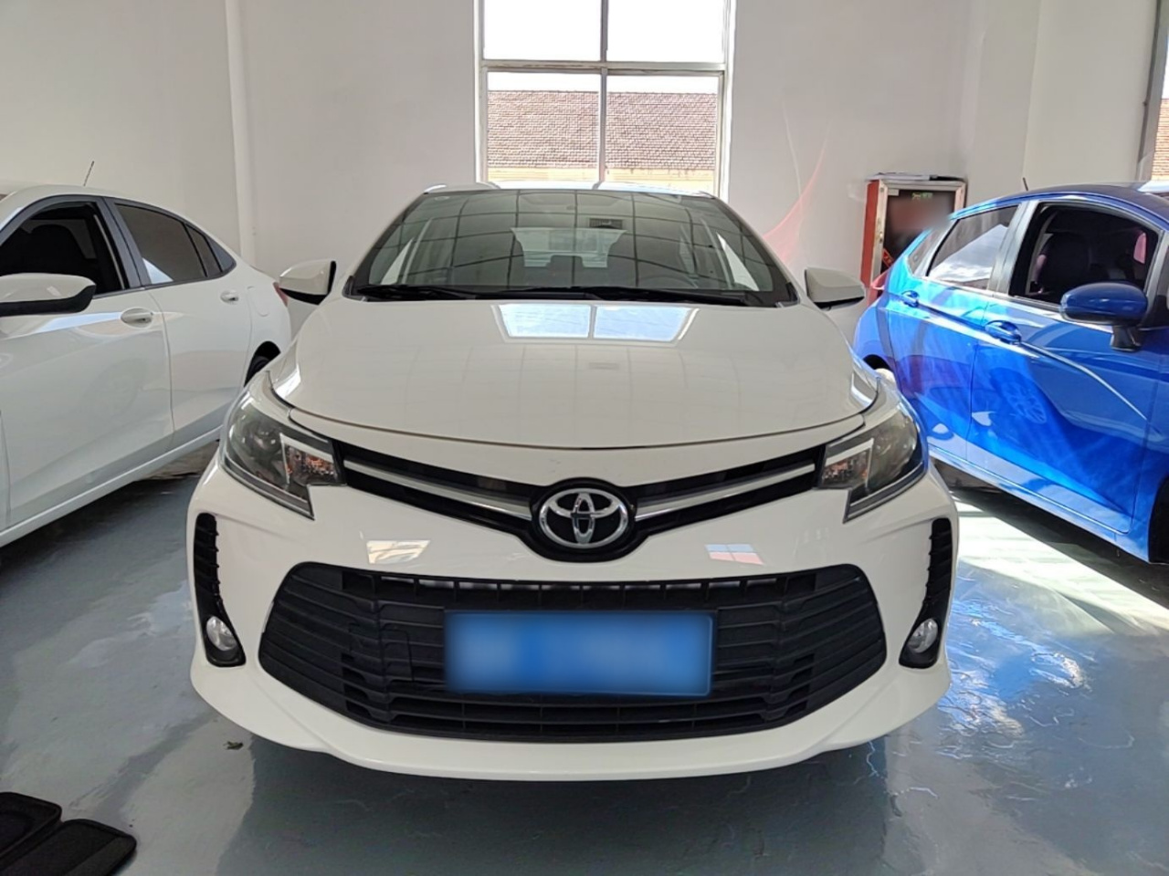 Vios 2022 1.5L 20 Anniversary Edition photo 2