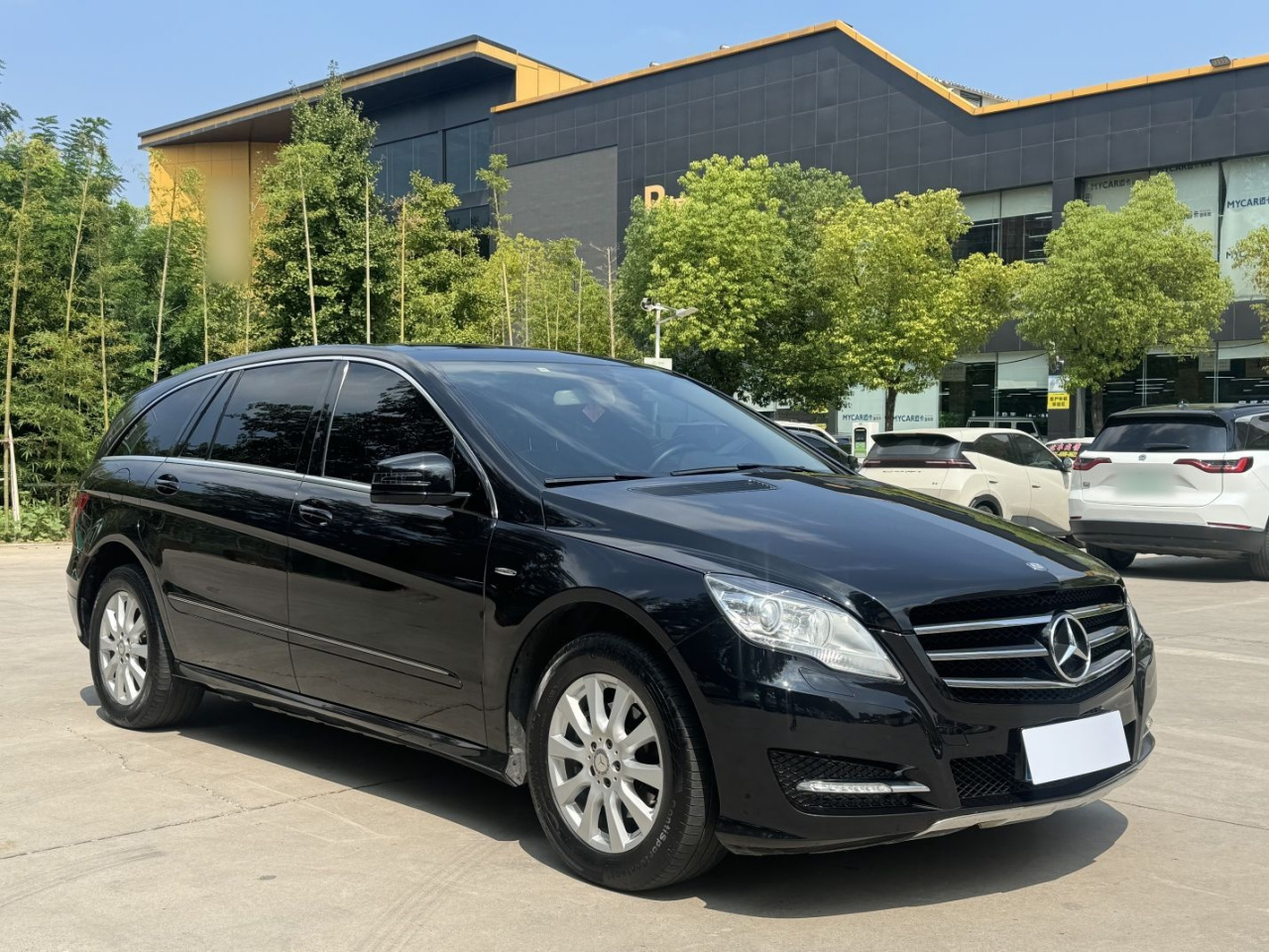 R-Class 2017 R 320 4MATIC Business Edition photo 3