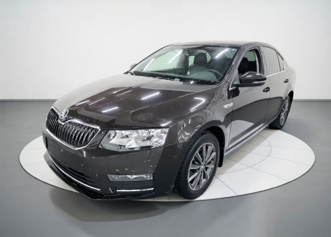 Octavia 2017 1.6L AT