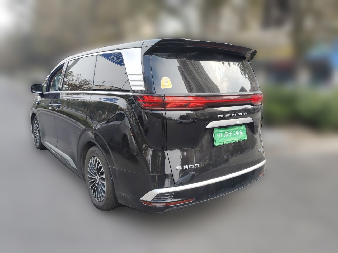 D9 2025 DM-i ADAS 1020 AWD Exclusive photo 4
