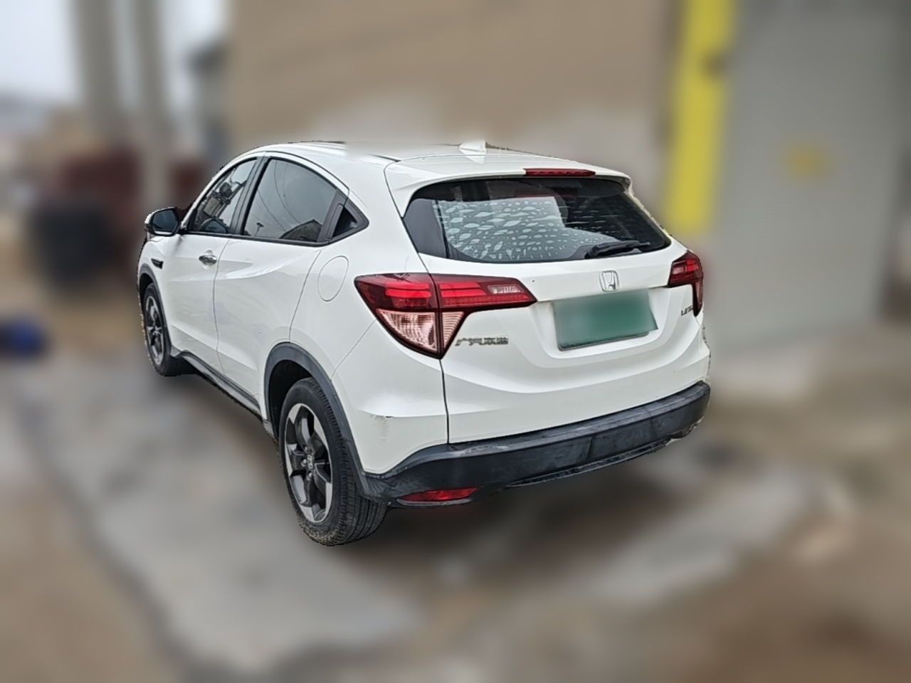 Vezel 2017 1.8L CVT RWD Pioneer photo 4