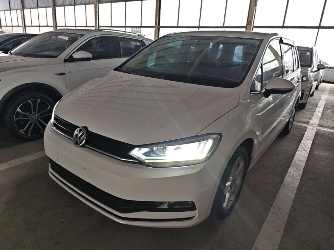 2018 L 280TSI DSG 7-Seater China VI