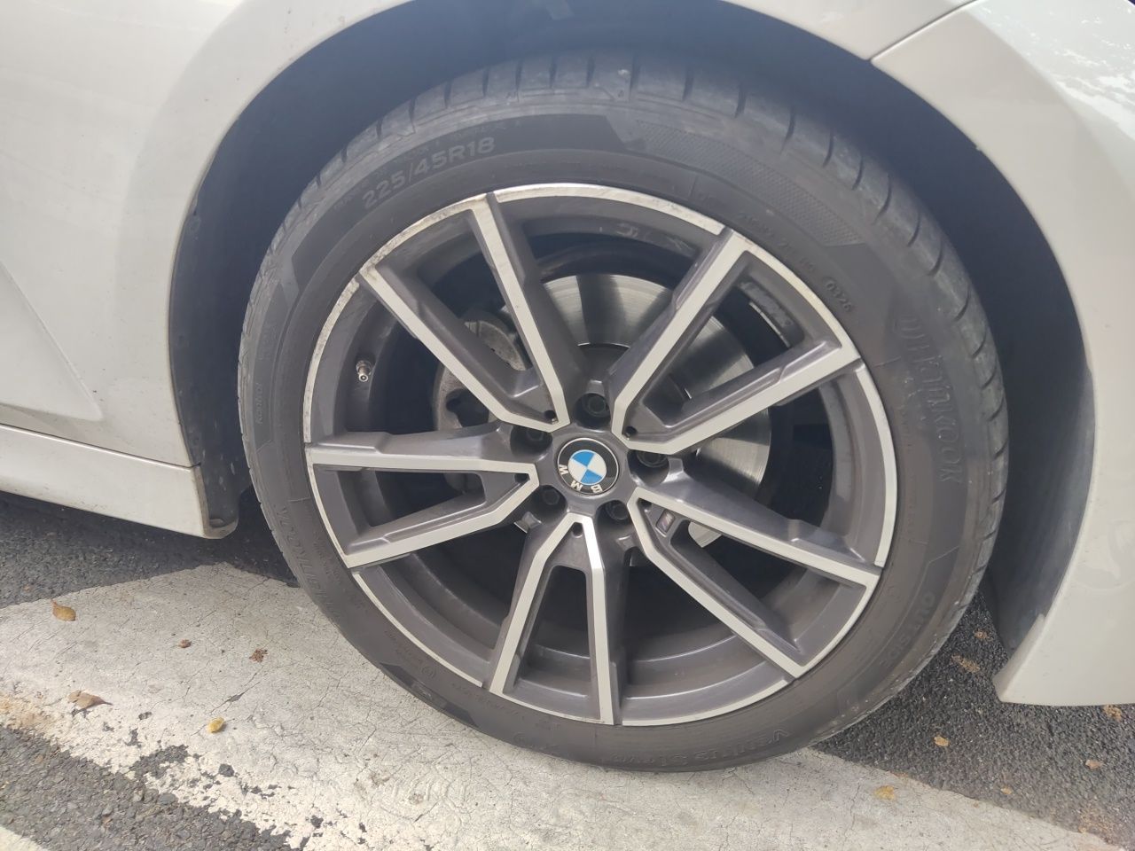 3 Series 2023 320Li M Sport Package photo 5