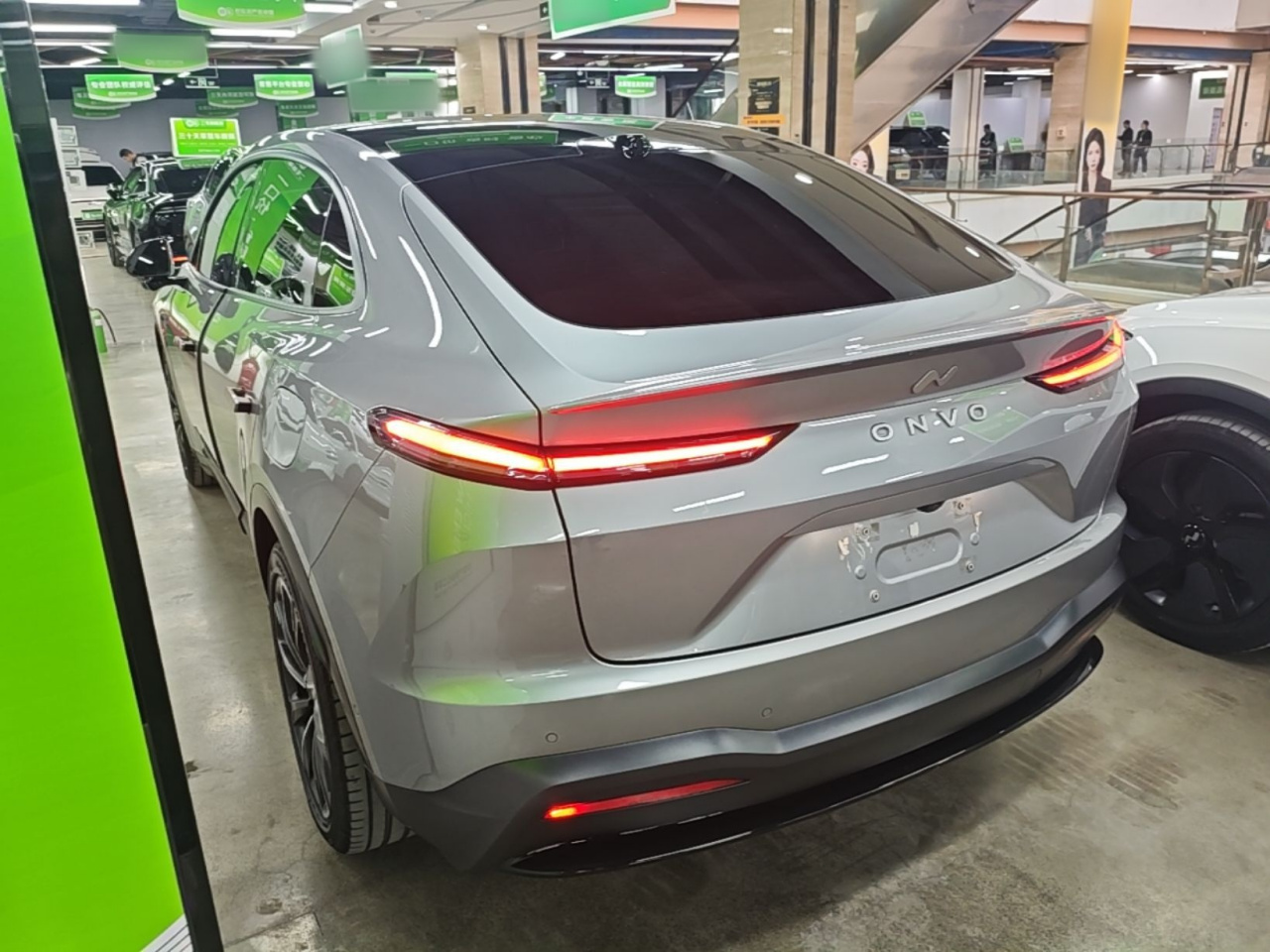 L60 2024 60kWh RWD photo 4