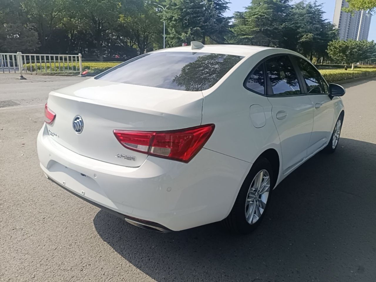 Verano 2018 Sedan 20T DCT Leading photo 4