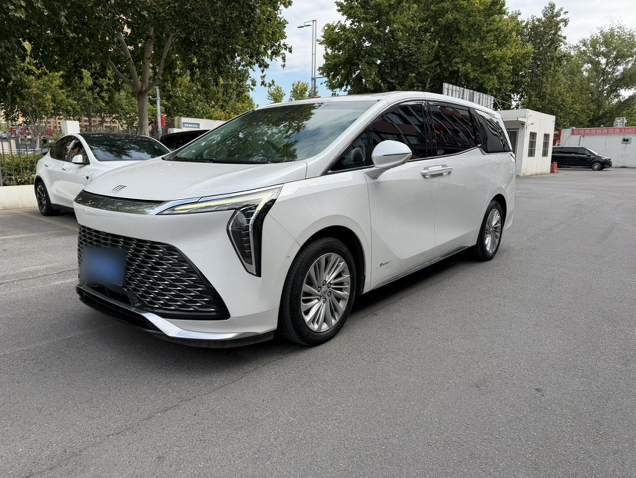 2023 2.0T 6-Seater