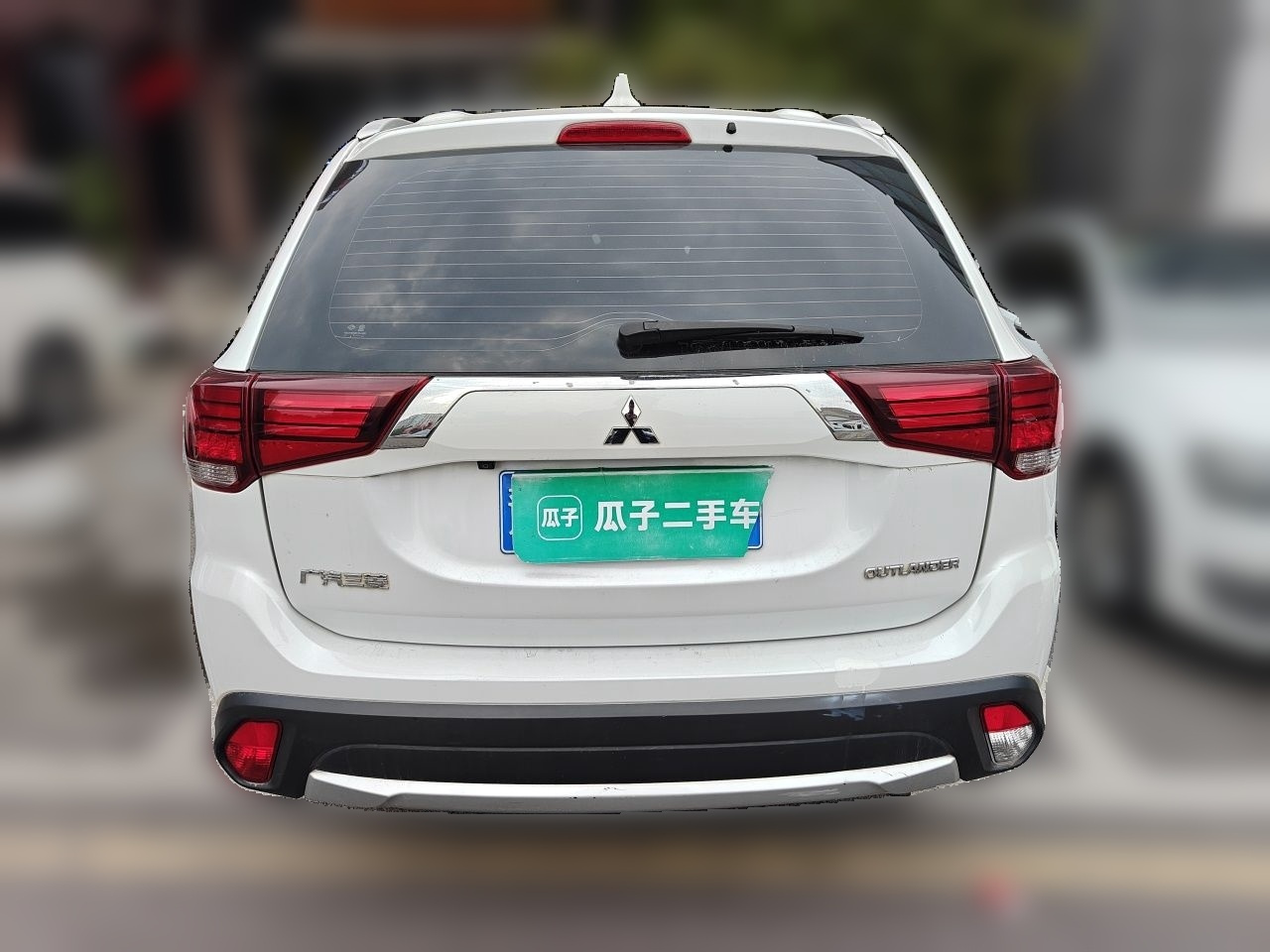 Outlander 2017 2.0L RWD Honor 5-Seater photo 5