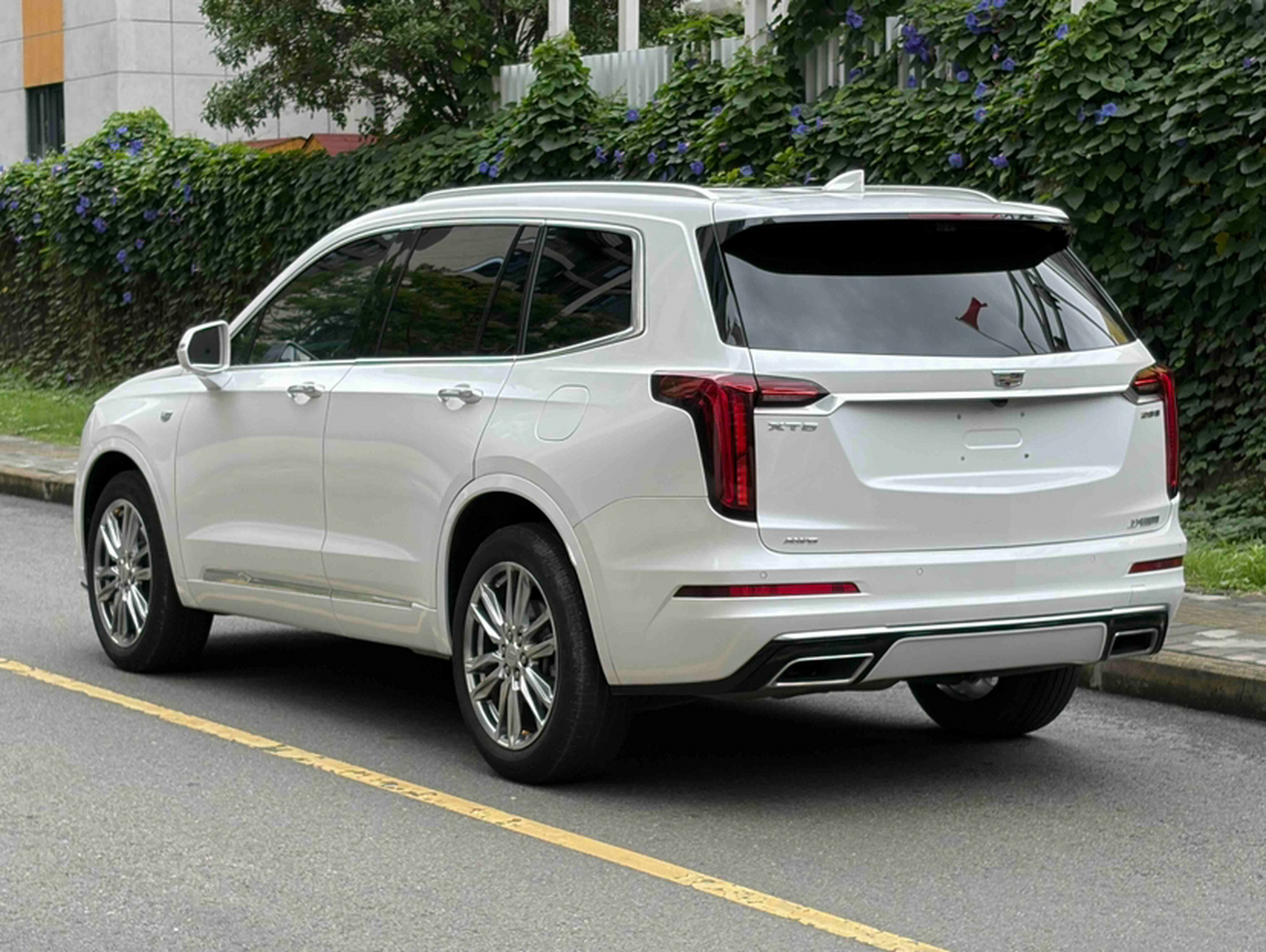 XT6 2022 2.0T 6-Seater AWD Luxury photo 4