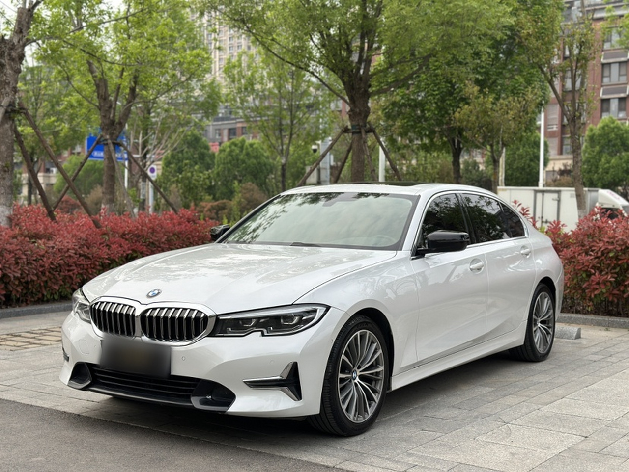 3 Series 2020 325Li Launch Edition