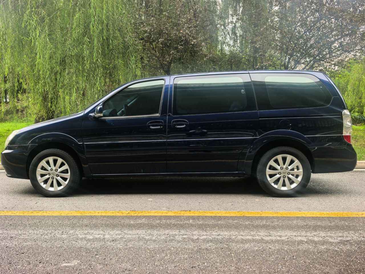 GL8 2014 2.4L Classic photo 4