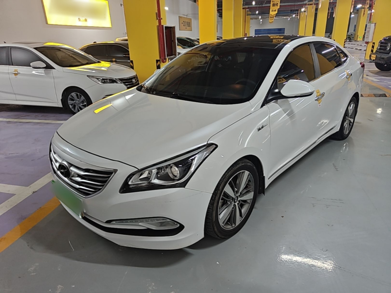 Mistra 2016 1.6T AT Flagship TOP